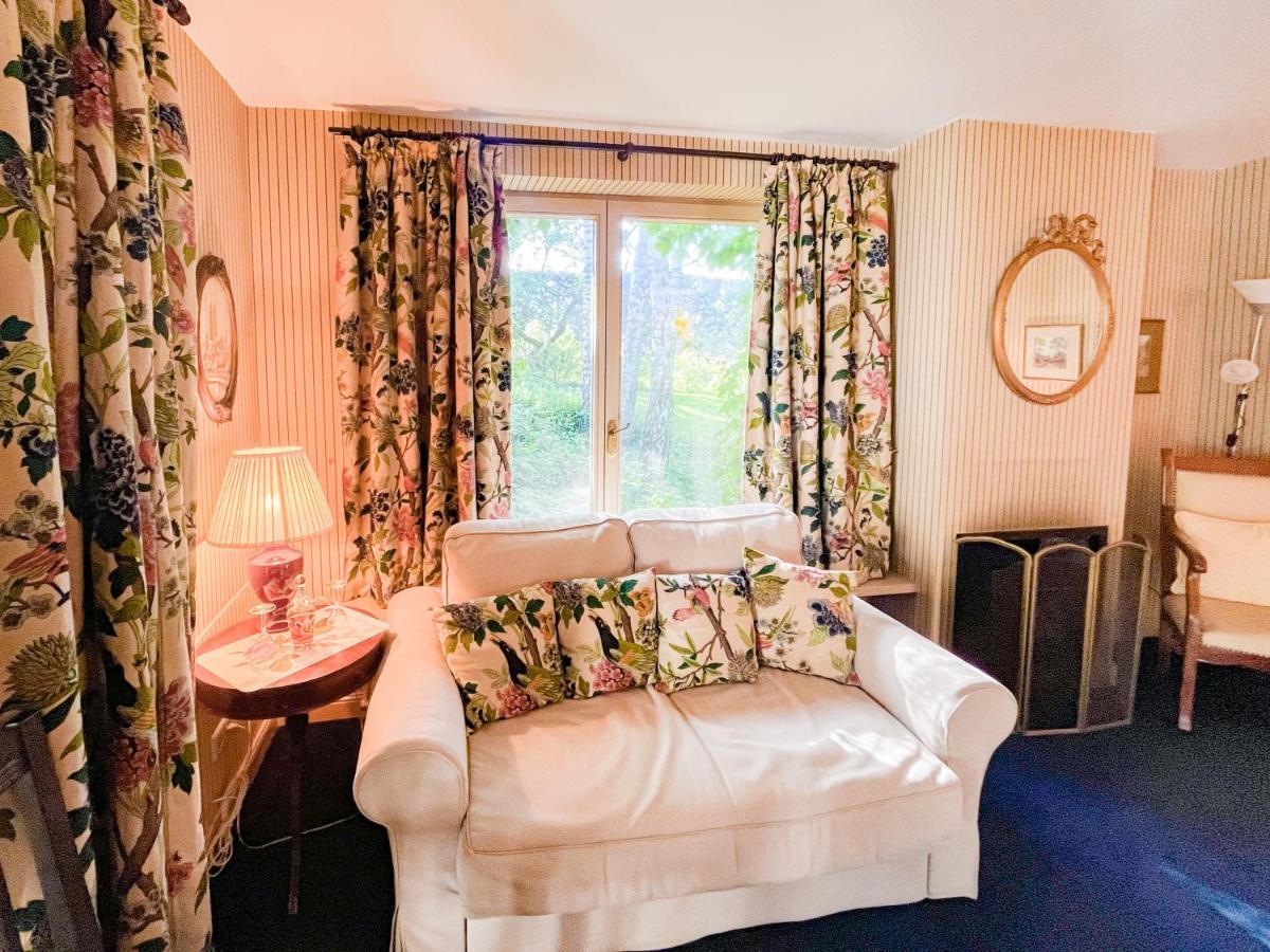 Landhaus Ettenbuehl Bed And Breakfast Bad Bellingen Exteriör bild
